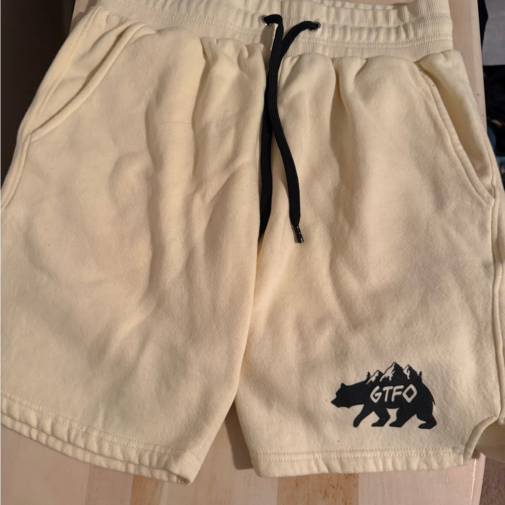 Men's Cream Shorts